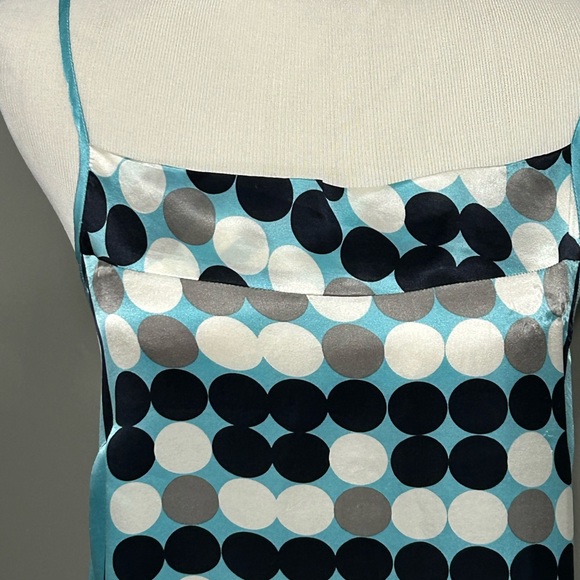 Cabi silk polka dot‎ camisole with adjustable shoulder straps - Picture 3 of 11